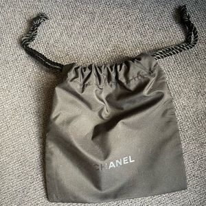 chanel dust bag